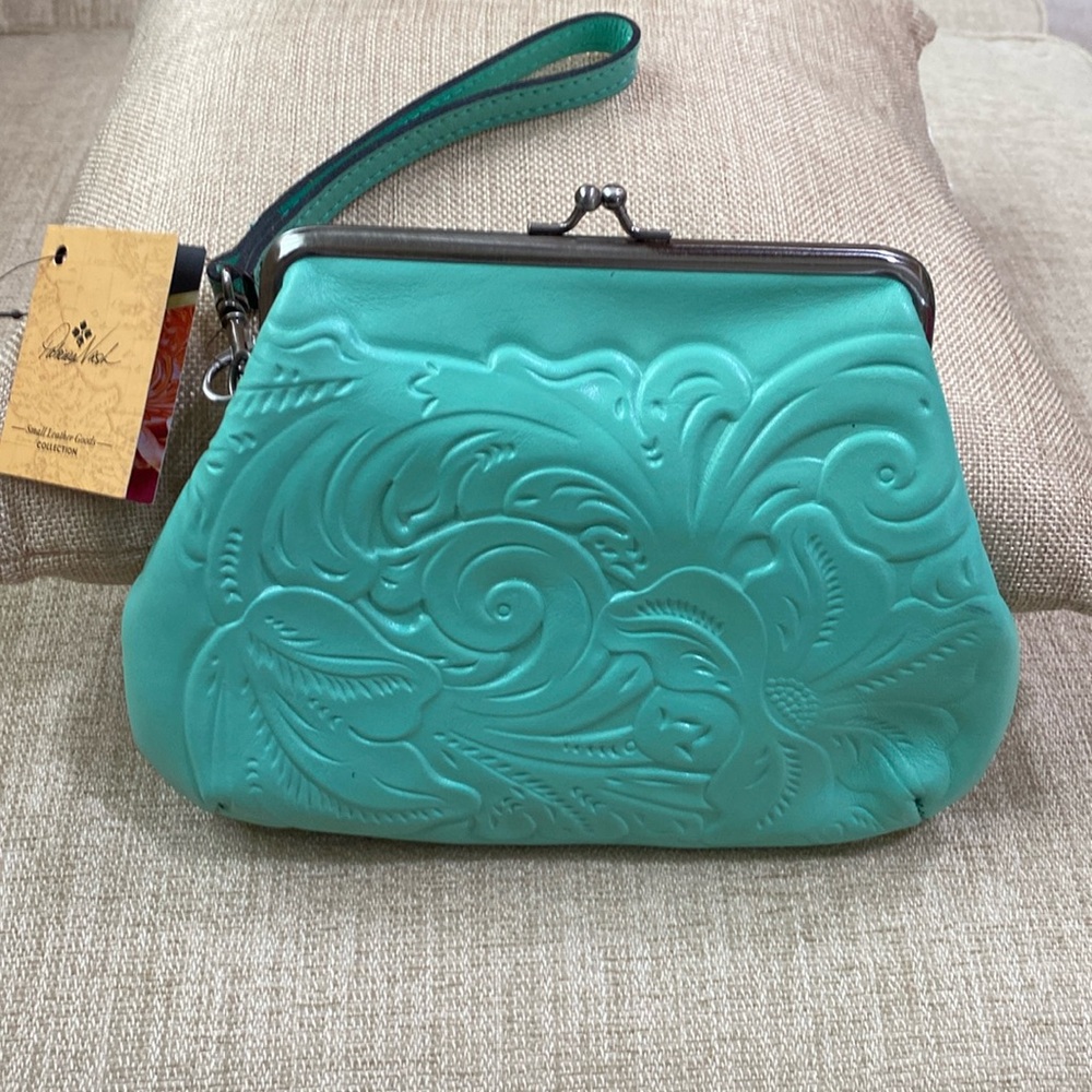 NWT PATRICIA NASH WRISTLET